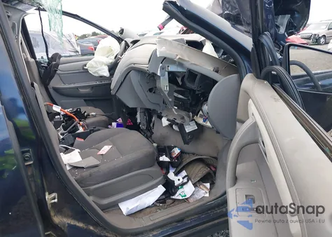 2017 Chevrolet Traverse Ls из США, поврежденный, VIN 1GNKVFEDXHJ135783